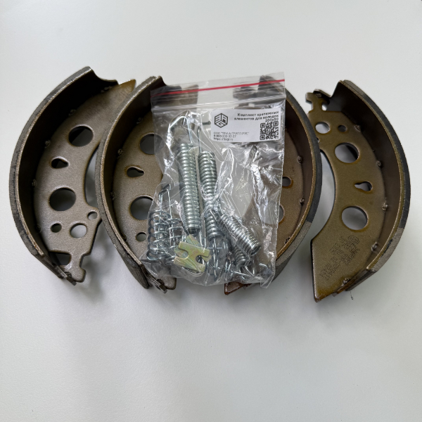 Набор тормозных колодок для AL-KO к/т 2050/2051